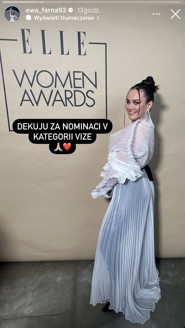 Ewa Farna zachwyca w plisowanej sukience