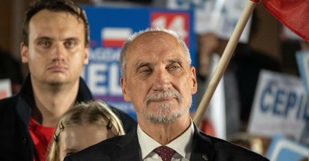 Wyniki wyborów w okręgu nr 10. Macierewicz przegrał nie tylko z ministrem rolnictwa. Wołoszański może świętować