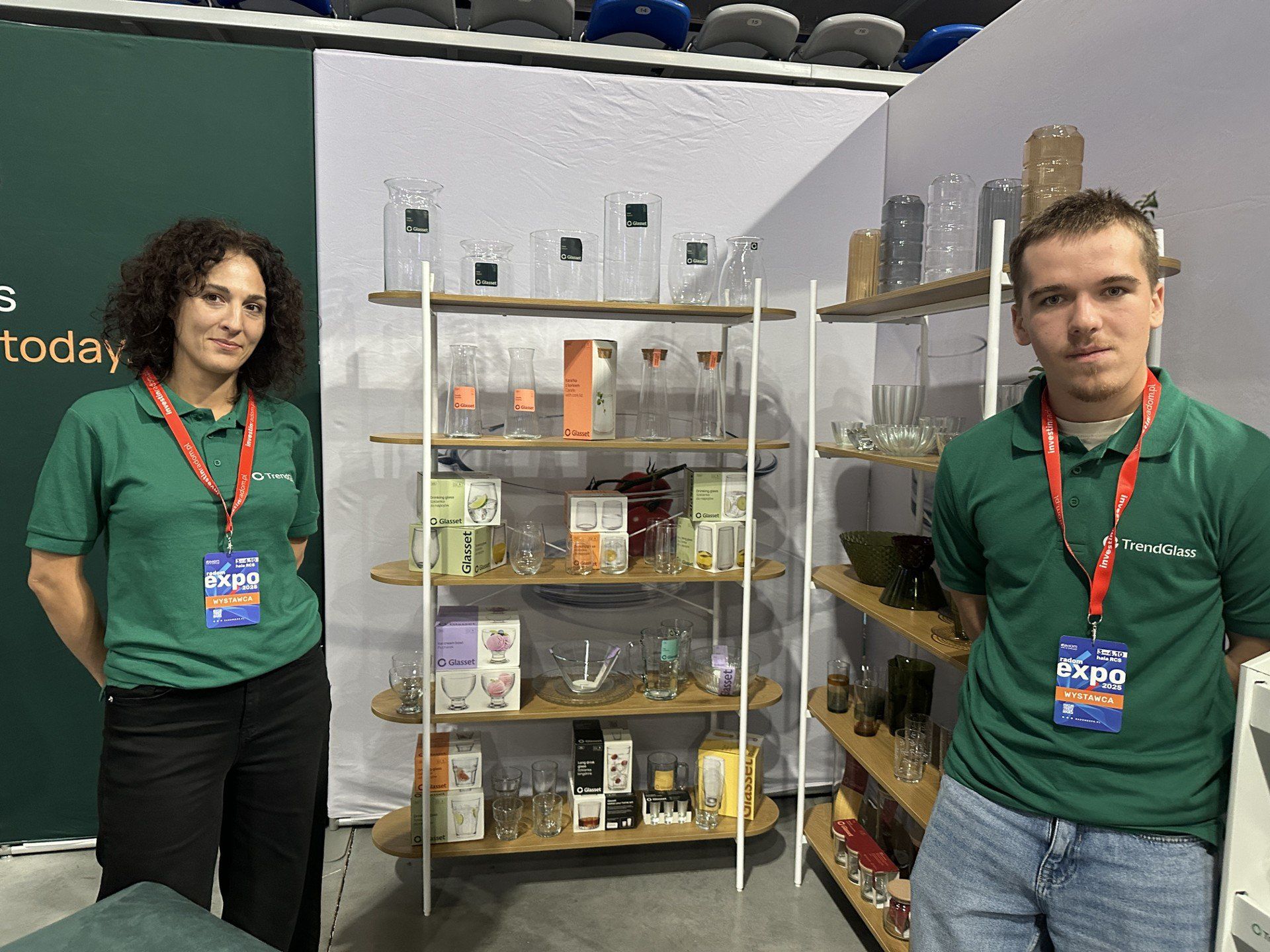 Niewiele osób w Radomiu wie, że na całą Europę eksportuje się szkło użytkowe produkowane w radomskiej firmie Trend Glass. Piękne szklane rzeczy z Radomia można spotkać między innymi w Ikei. 