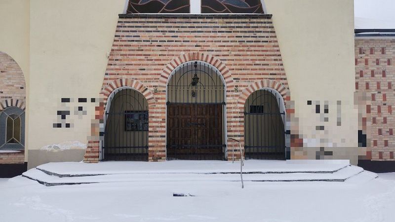 Wołów. Zniszczył elewację kościoła i krzyż. Jest w rękach policji