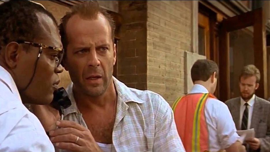 Kadr z filmu "Szklana pułapka 3"