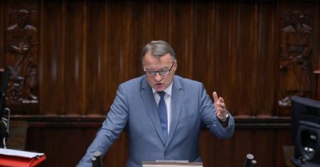Biernacki: Gdyby nie push-back mielibyśmy tysiące migrantów