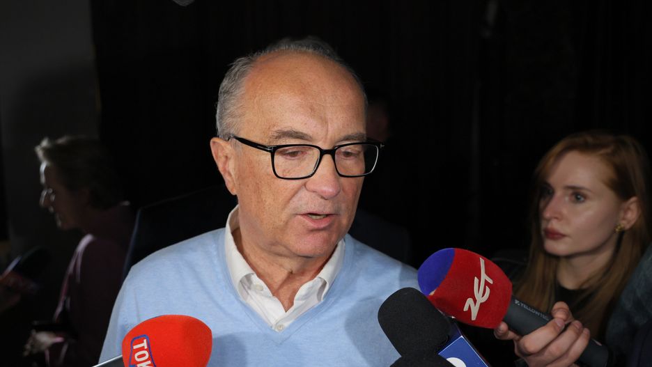 W�odzimierz Czarzasty
Warszawa, 18.05.2025. Wybory prezydenta RP - I tura. Wsp�przewodnicz�cy Nowej Lewicy, wicemarsza�ek Sejmu W�odzimierz Czarzasty w sztabie wyborczym wicemarsza�kini Senatu, kandydatki Lewicy Magdaleny Biejat w Warszawie, 18 bm. Zako�czy�o si� g�osowanie w I turze wybor�w prezydenta RP. (aldg) PAP/Pawe� Supernak
Pawe� Supernak
I tura, partia, partii, polityk polityka, prezydenckie, prezydenta rp, reakcja, sztab, sztabie, wyborczy, wybory, wyniki, Lewica, pierwsza, pierwsza tura, polityk, polityka, sztab wyborczy, wiecz�r wyborczy, wybor�w, wybory prezydenckie, wyniki wybor�w