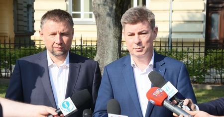 Dymisja Wawrzyka. "W tle może być korupcja"