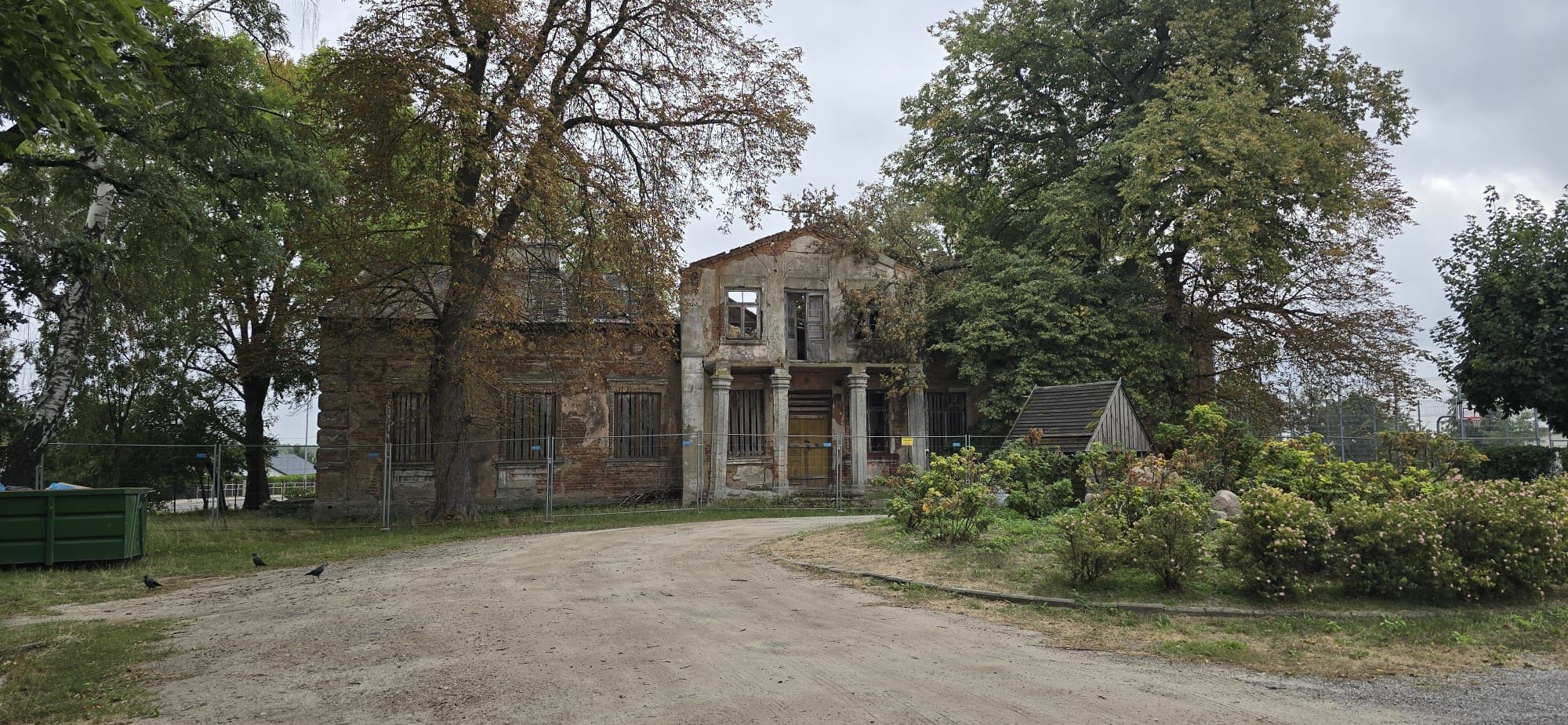 Dwór w Nowej Górze