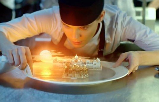 Tętniąca życiem kuchnia promuje Canal+