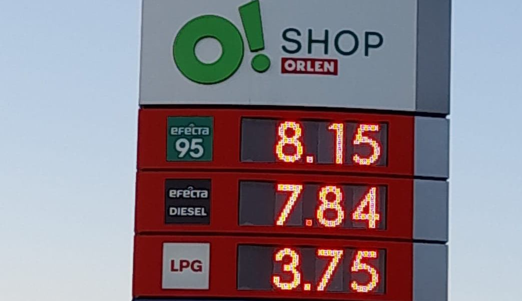 Ponad 8 zł za litr benzyny na stacji Orlen. Kierowcy są wściekli