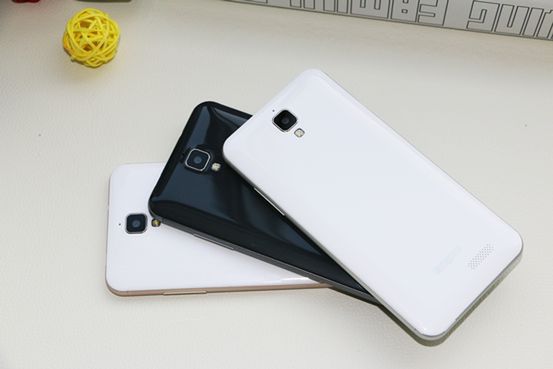 ZOPO Touch to znakomicie wyglądający smartfon z ekranem 2,5D 5