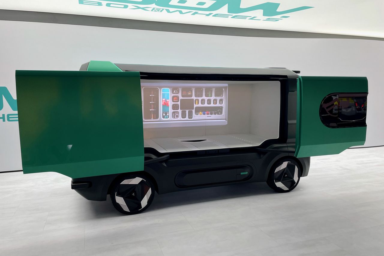 Koncepcyjny pojazd Box on Wheels