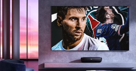 Pierwszy taki telewizor. Hisense wie, że rozmiar ma znaczenie