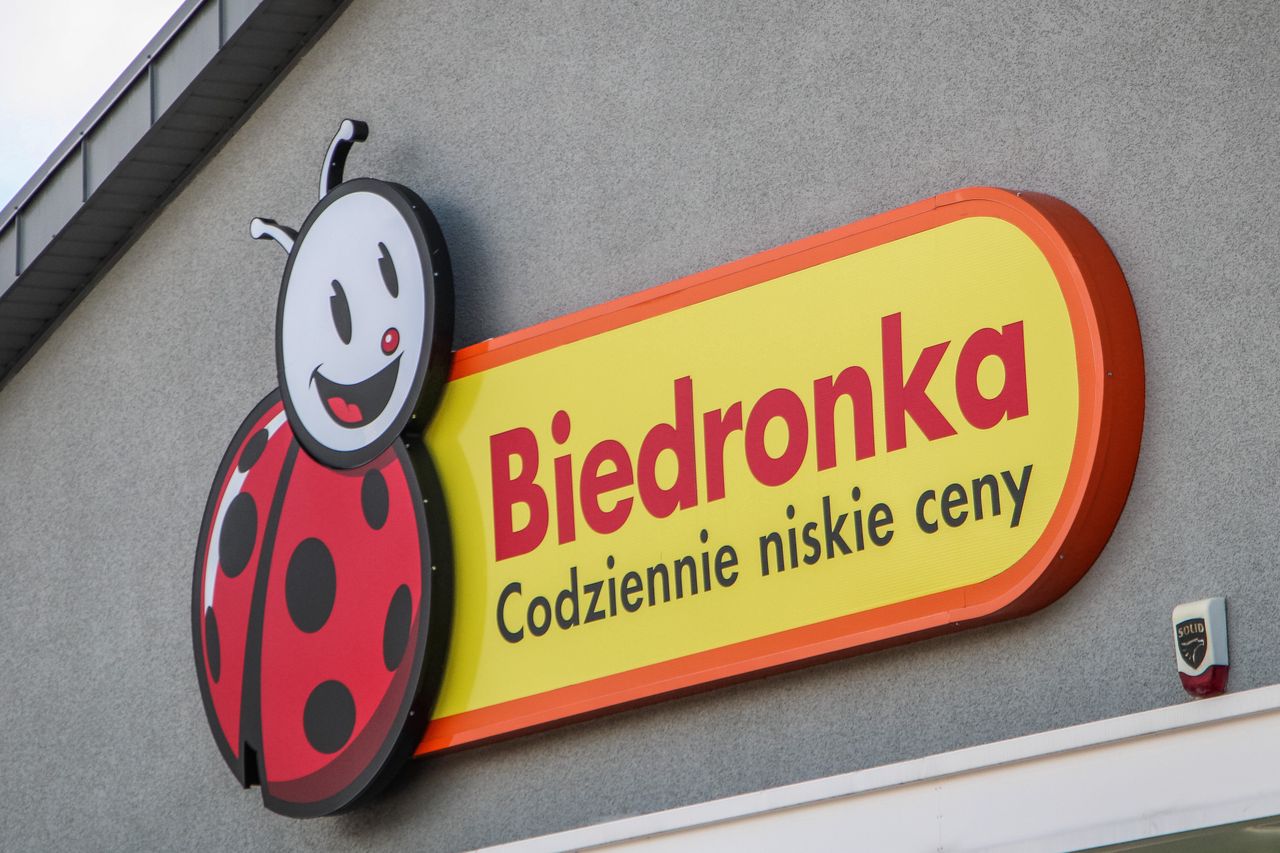 Biedronka obniża ceny o połowę. Sprawdź nowe promocje