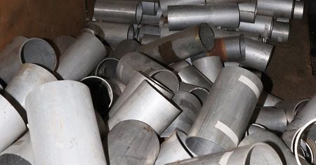 Śląskie. Złodzieje złapani na gorącym uczynku. Kradli rury aluminiowe