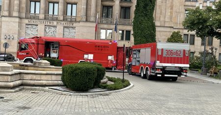 Podejrzana przesyłka w Ministerstwie Finansów. Służby na miejscu