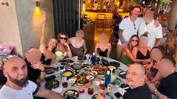 Małgorzata Rozenek, Radek Majdan, Chodakowska z mężem i Gortatowie DRINKUJĄ w knajpie ZA GRANICĄ. Fajną ekipę zmontowali? (ZDJĘCIA)