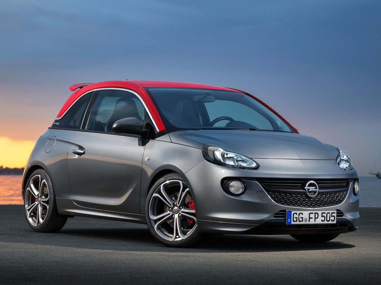 Opel Adam S - atak na MINI?