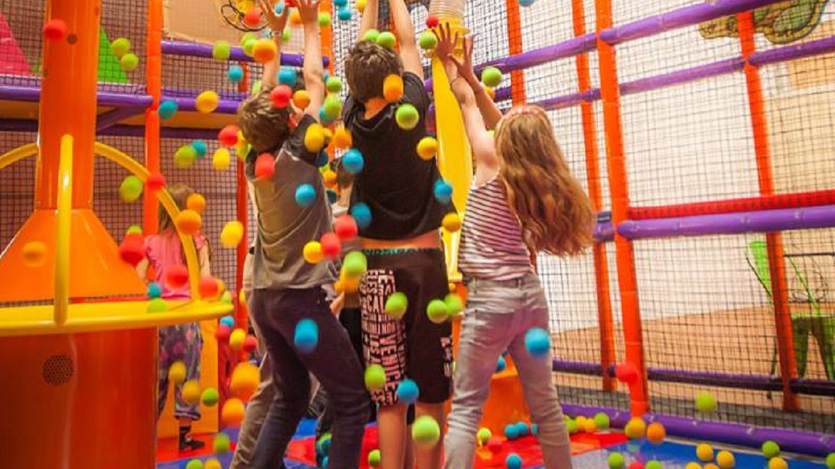 Lollipop's Playland and Cafe