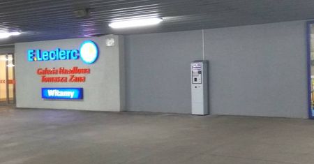 Parking pod E.Leclerc przy ul. Zana będzie płatny. Mamy komentarz dyrektora obiektu