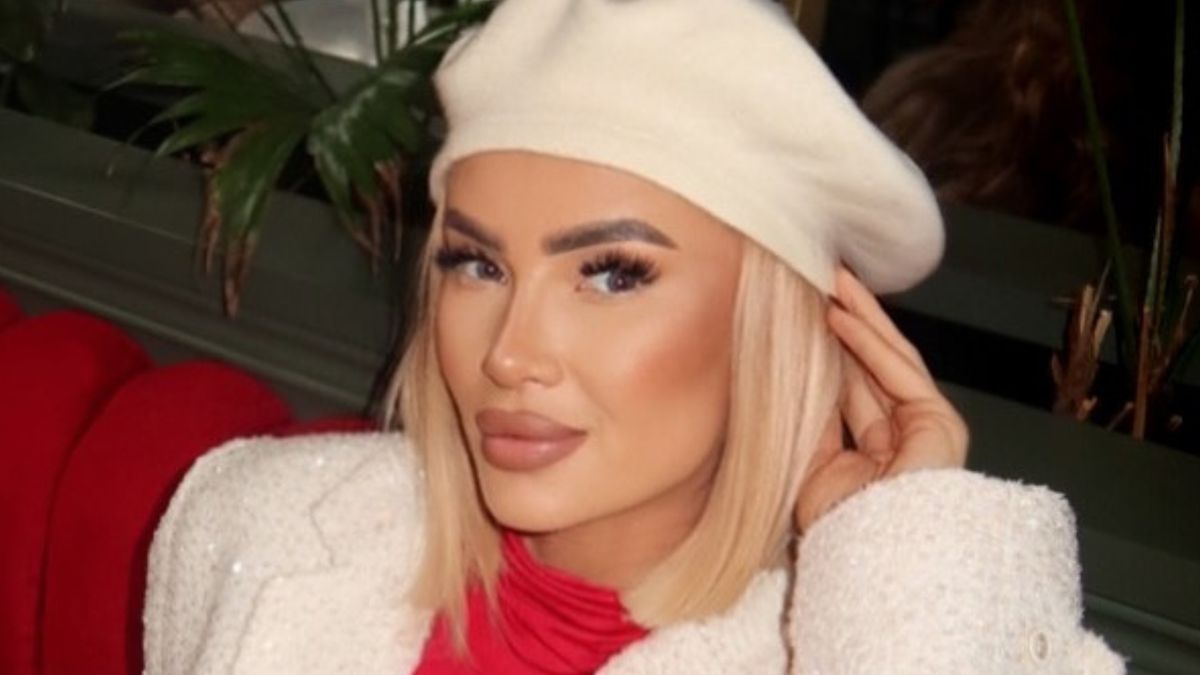 Izabela Macudzińska rozpuściła kwas w ustach