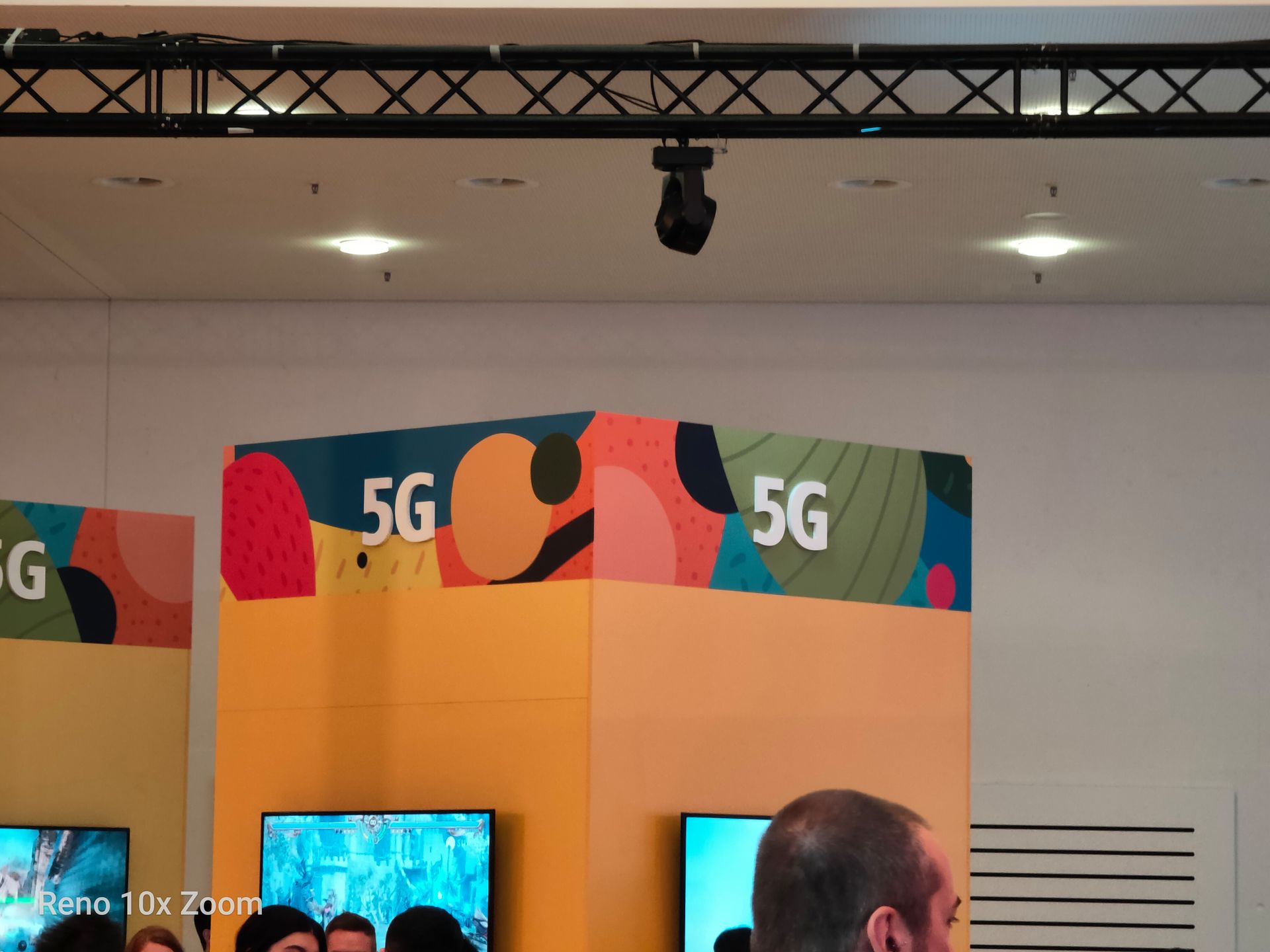 Renowacja wygląda na udaną. OPPO Reno: pierwsze wrażenia i zdjęcia z aparatu 9