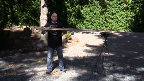 Dwa nowe wynalazki Joerga Sprave'a - potężna kusza i "dwururka" 1