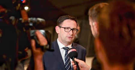 Apartament Daniela Obajtka. Posłowie opozycji zapytali o zakup w ministerstwie