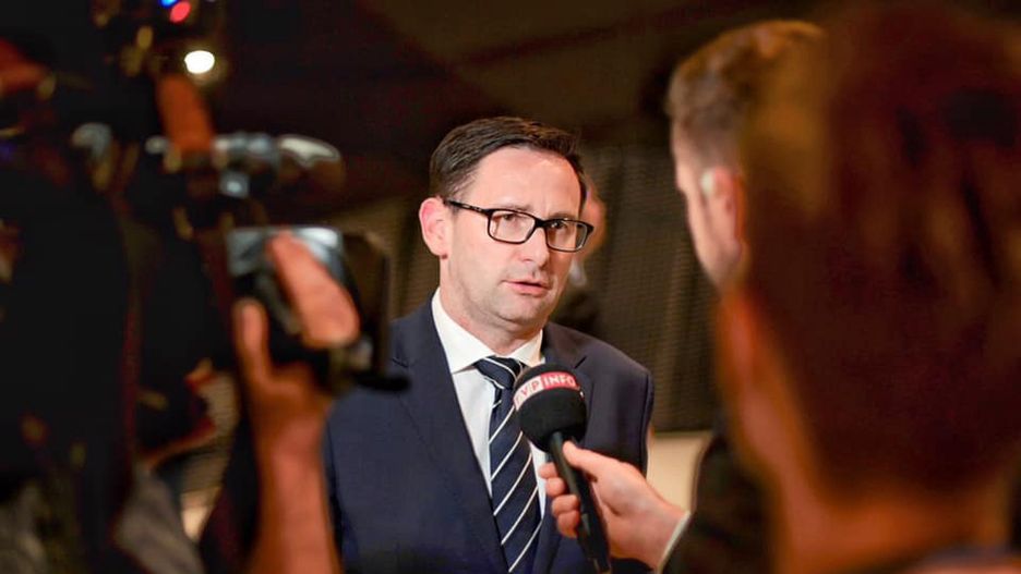 Prezes PKN Orlen Daniel Obajtek uważa, że ostatnie publikacje a jego temat to "zlecenie"