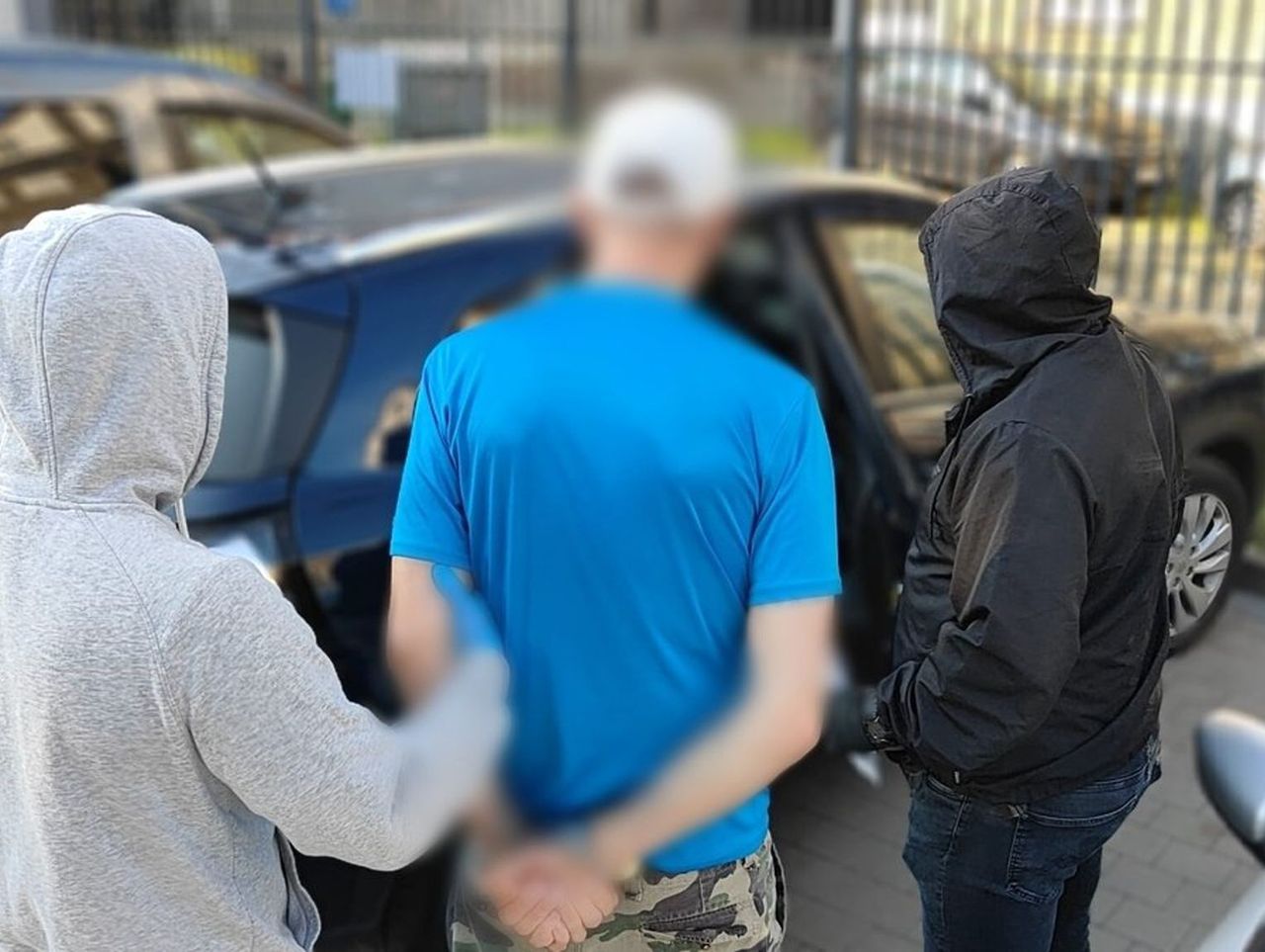 Strzelce Opolskie: Pijany zwyzywał urzędniczkę i groził jej śmiercią
