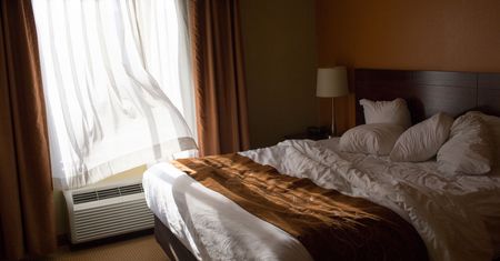 Hotele czekają, goście nie przyjeżdżają. Branża z niepokojem patrzy w przyszłość