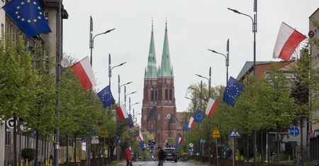 Jeden bilet za 16 zł. Od 1 września nieograniczona liczba przesiadek