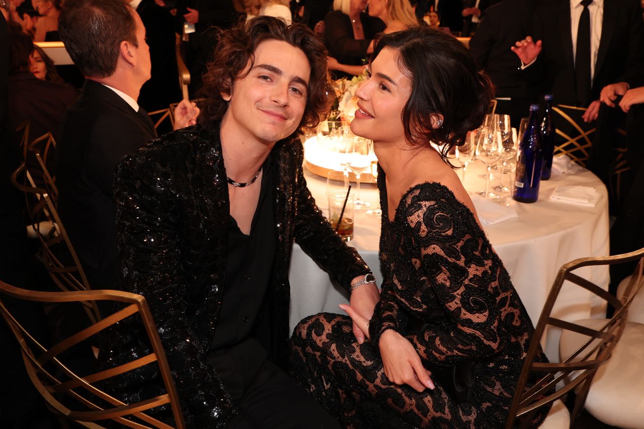 Kylie Jenner i Timothée Chalamet na Złotych Globach w 2024 