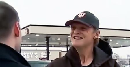 Kurier z Pizza Hut nie mógł uwierzyć. Dostał napiwek życia