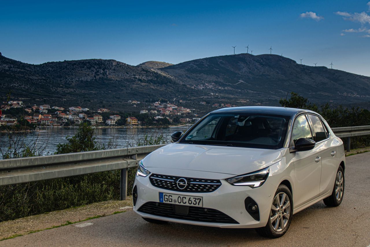 Nowy Opel Corsa. Niemiecko-francuski mariaż w najmniejszym wydaniu