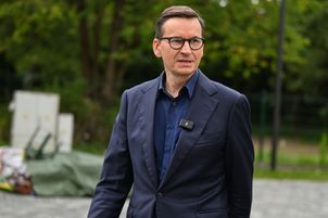 Darowizny dla PiS. Media: ludzie Morawieckiego płacą mniej