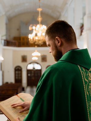 Rekolekcje w Toruniu - półnaga dziewczyna usłyszała, że jest "szmatą"