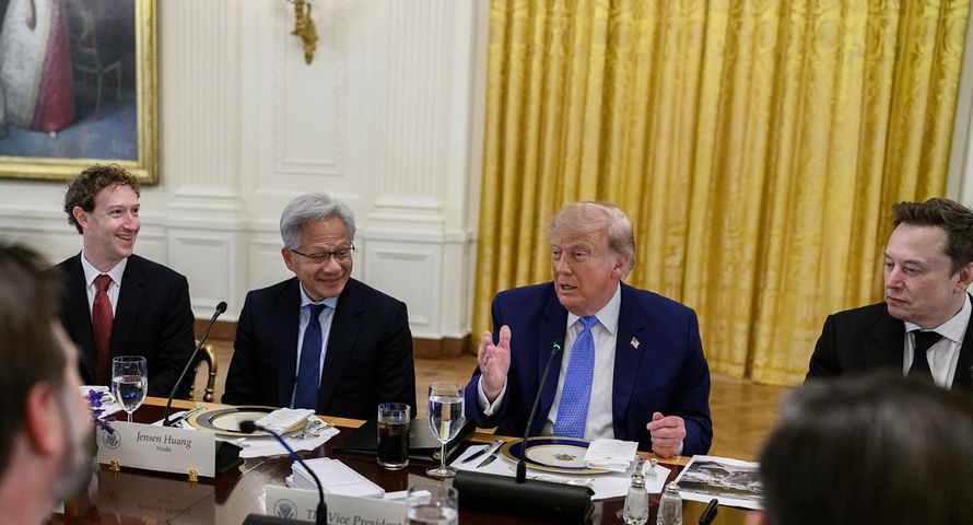 Trump dogadał się z gigantami AI. Nowa nazwa sztucznej inteligencji