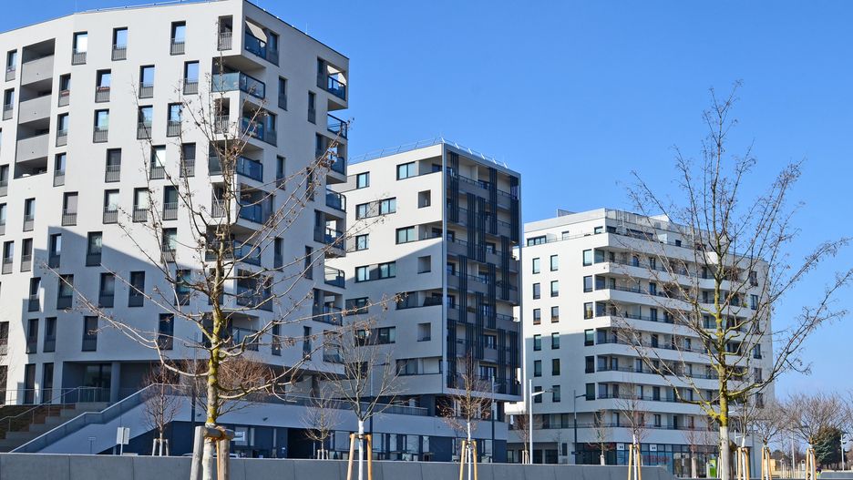 wohnbau, wohnungen, neubau, wohnhaus, stadt, siedlung, balkon, infrastruktur, gemeindebau, miete, eigentum, wohnen, leistbau, bank, kredit, zinsen, anlage, spekulation, vorsorge