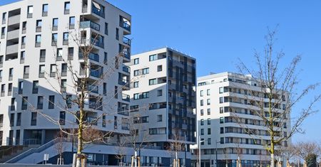 Drastyczne podwyżki czynszów w rządowym programie. "Fuszerka i wydmuszka"