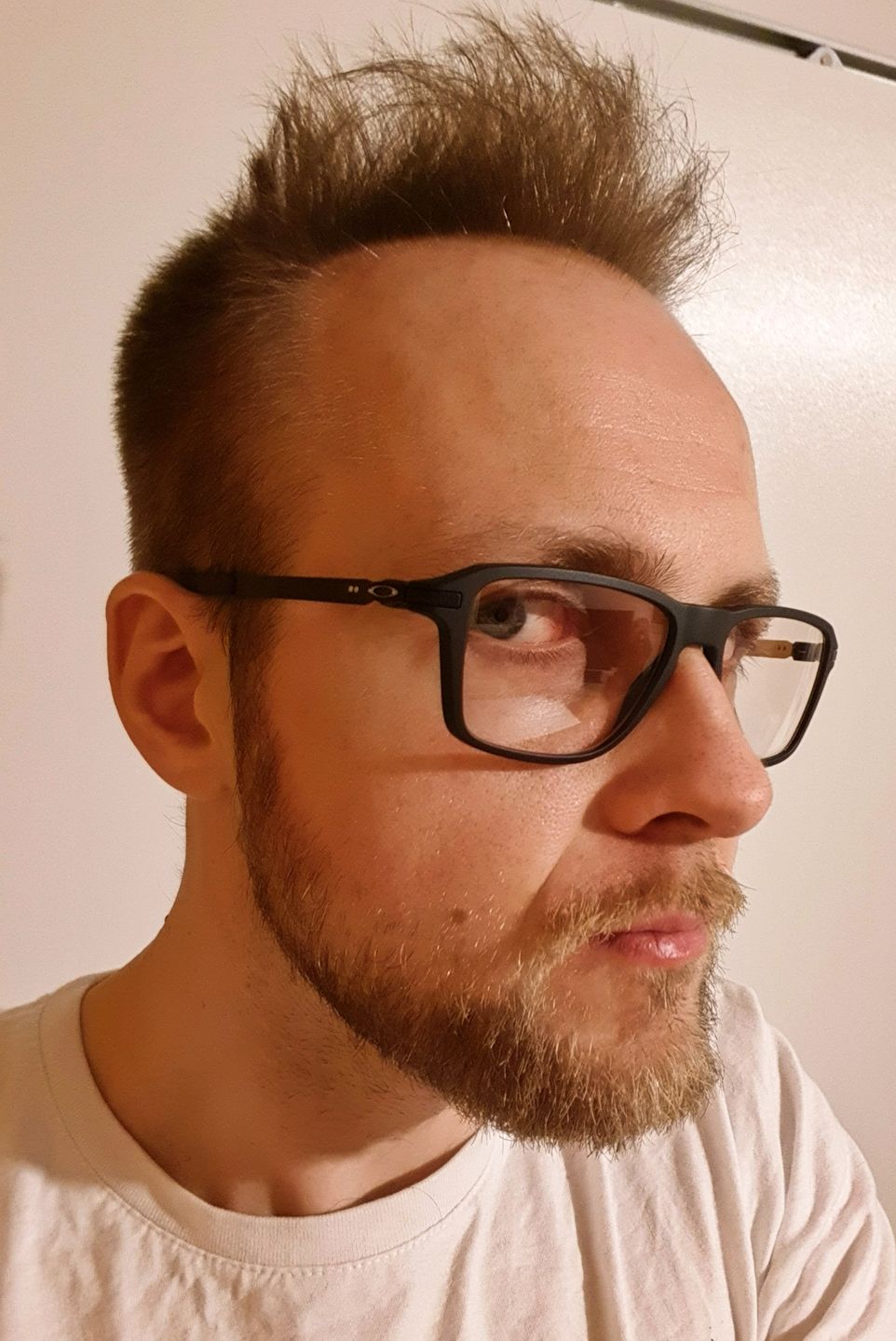 Oakley Prizm Gaming. Okulary nie tylko do grania (recenzja) 2