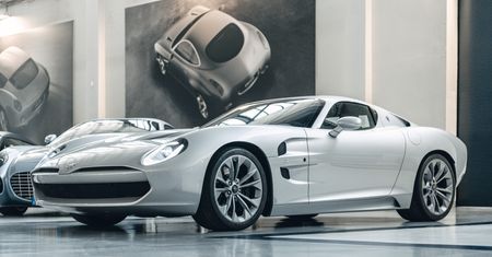Pierwszy kontakt: IsoRivolta GTZ z pomocą włoskiego nadwozia i amerykańskiego V8 przenosi w złote czasy motoryzacji
