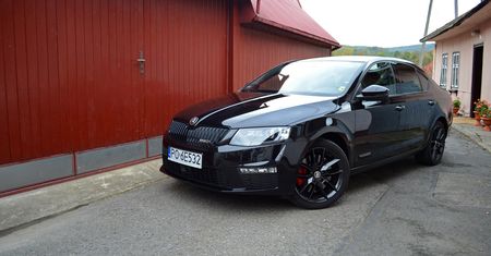 Test Škoda Octavia RS 2.0 TSI – men in black