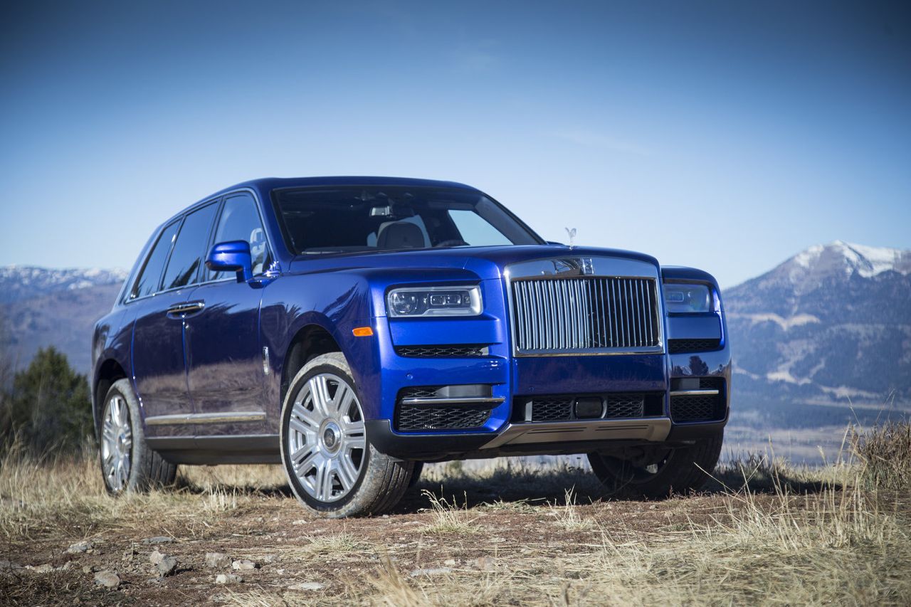 Rolls-Royce Cullinan sprawia, że trzeba zmienić definicję słowa "wielki"