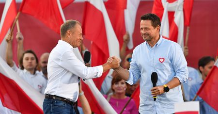 Przebija nawet Morawieckiego. Chcą go na premiera. Najnowszy sondaż