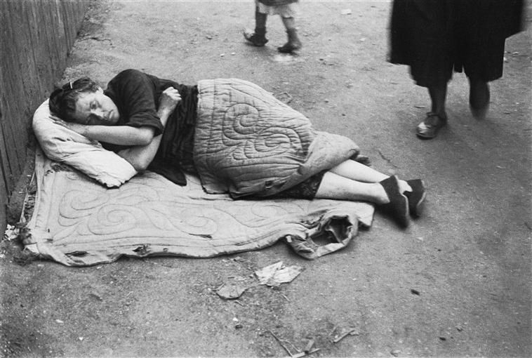 Fotografie uliczne z Francji z lat 1930-70 10
