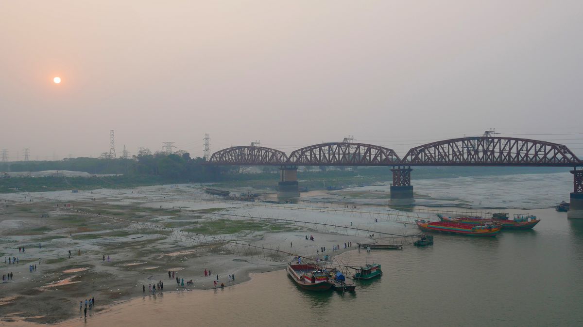 Ganges przepływa przez Indie oraz Bangladesz