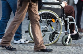 Tylko co piąta osoba z niepełnosprawnością pracuje. Eksperci apelują o zmiany