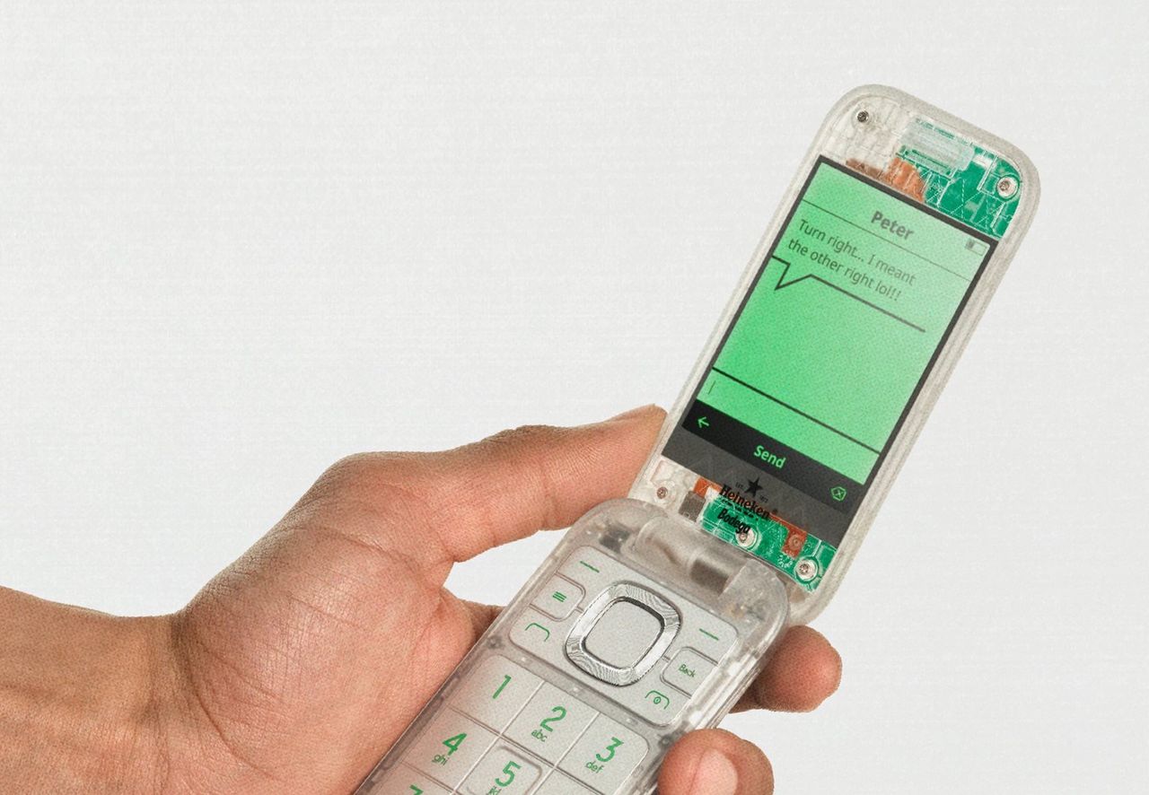 Nudny telefon od Heinekena