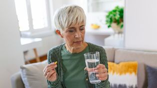 Suplementy to nie leki. Lekarze ostrzegają przed modą, która słono kosztuje