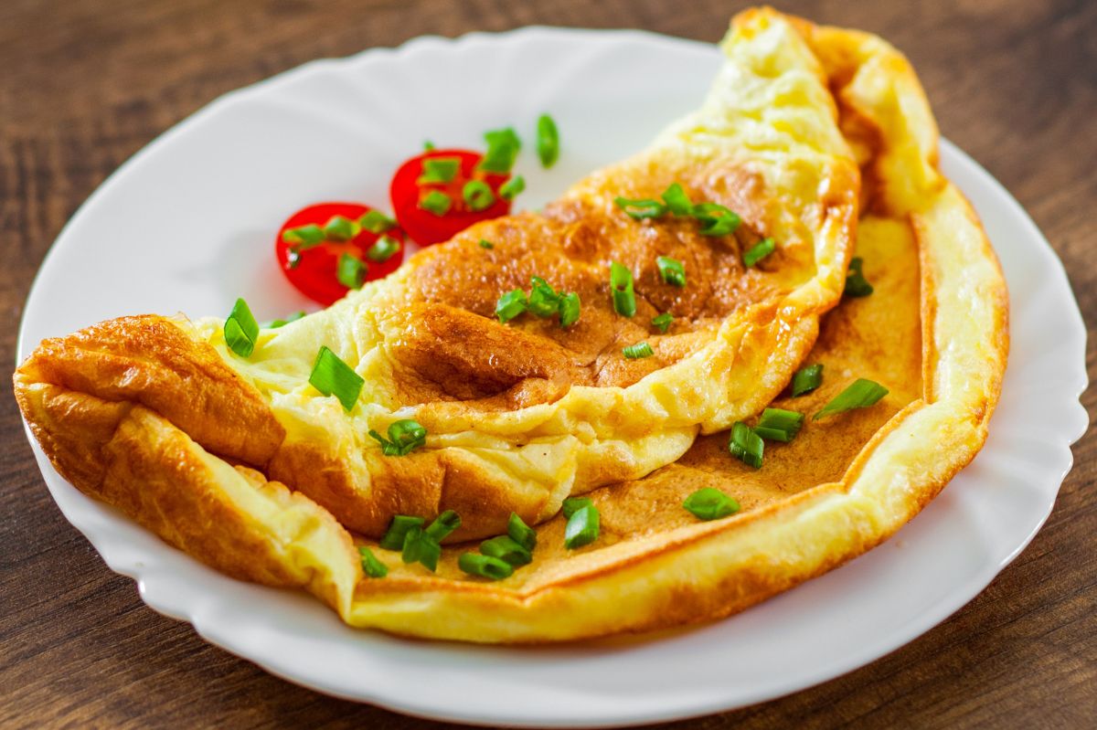 Omlet, który zawsze się udaje. Prosty przepis