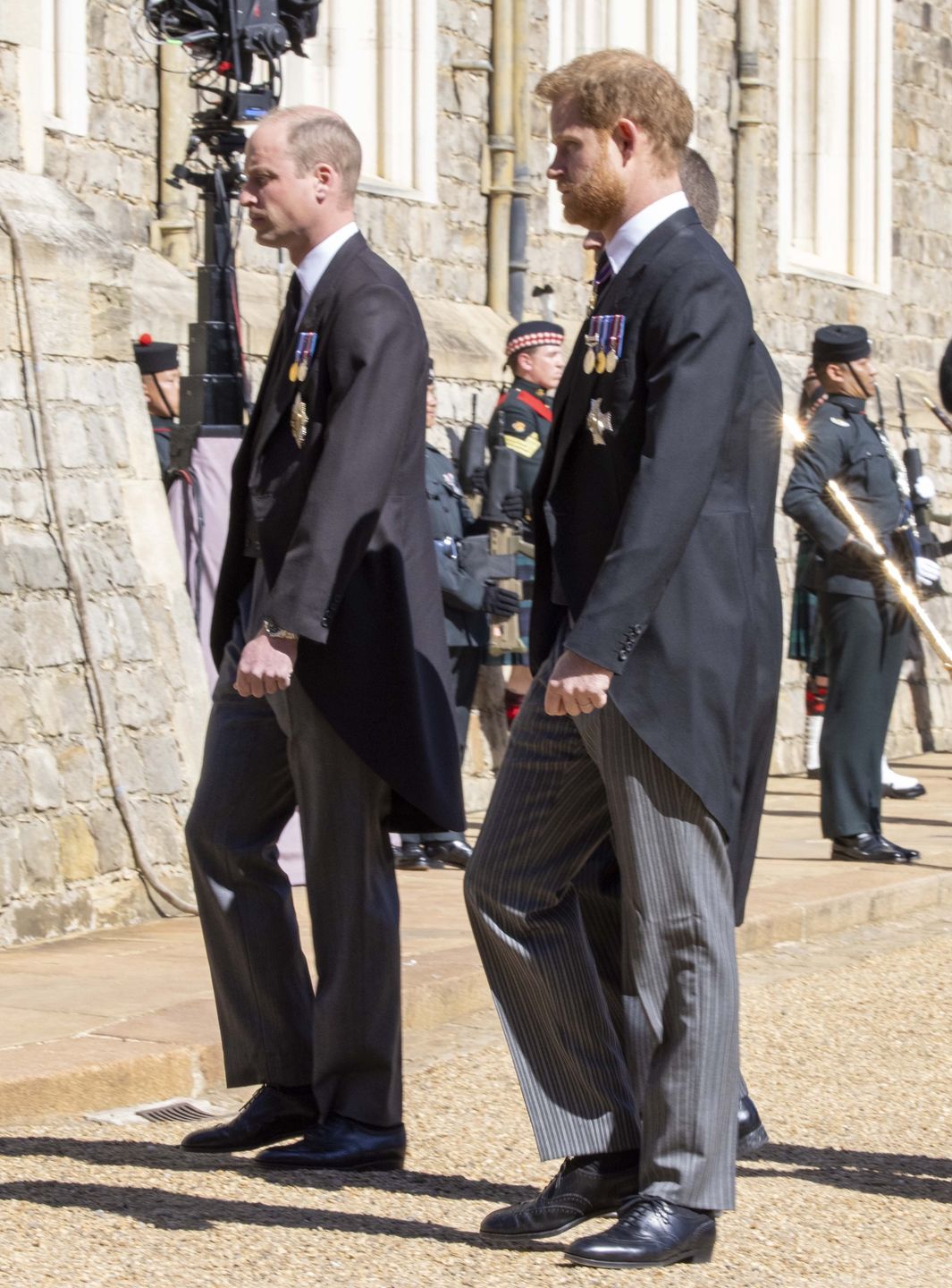 Książę William i Harry na pogrzebie księcia Filipa