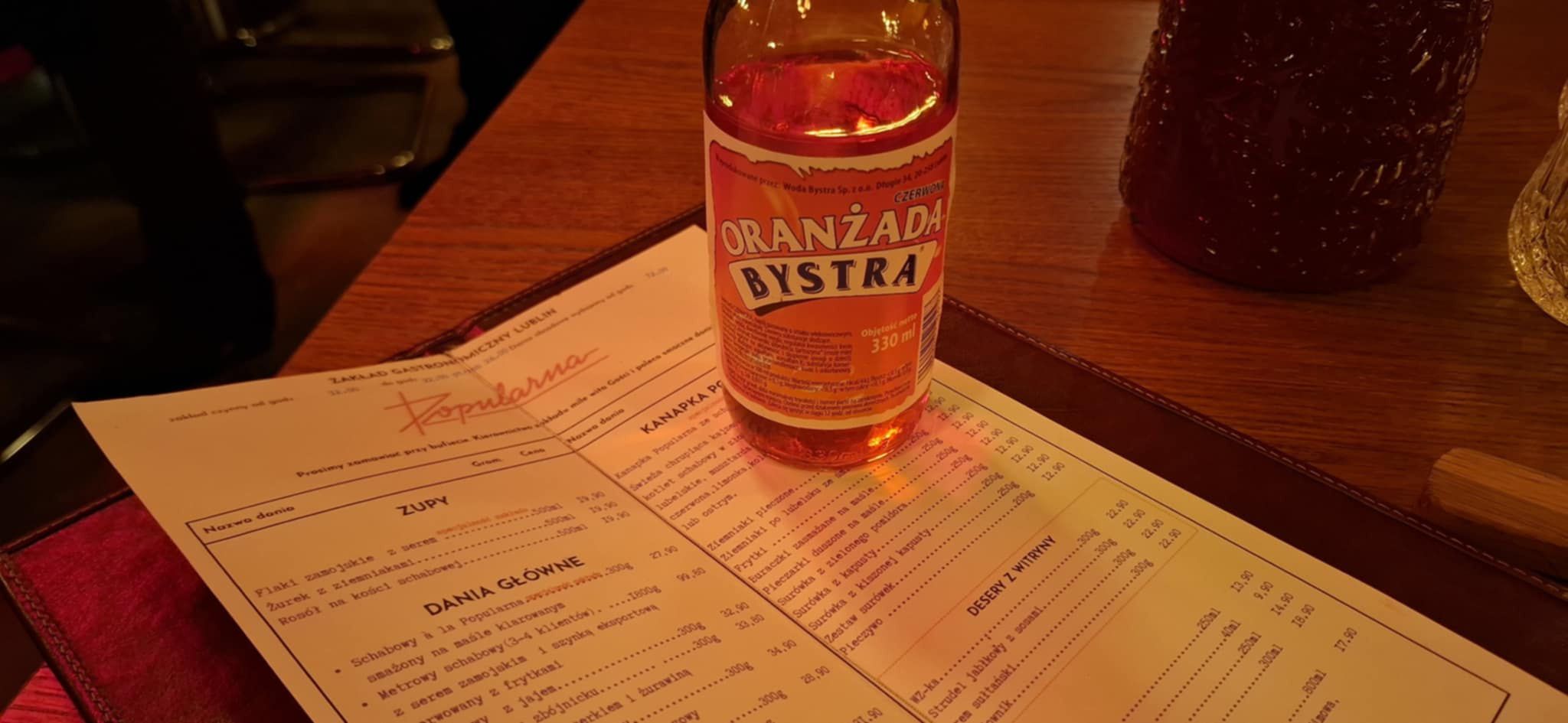 Menu w restauracji Popularna